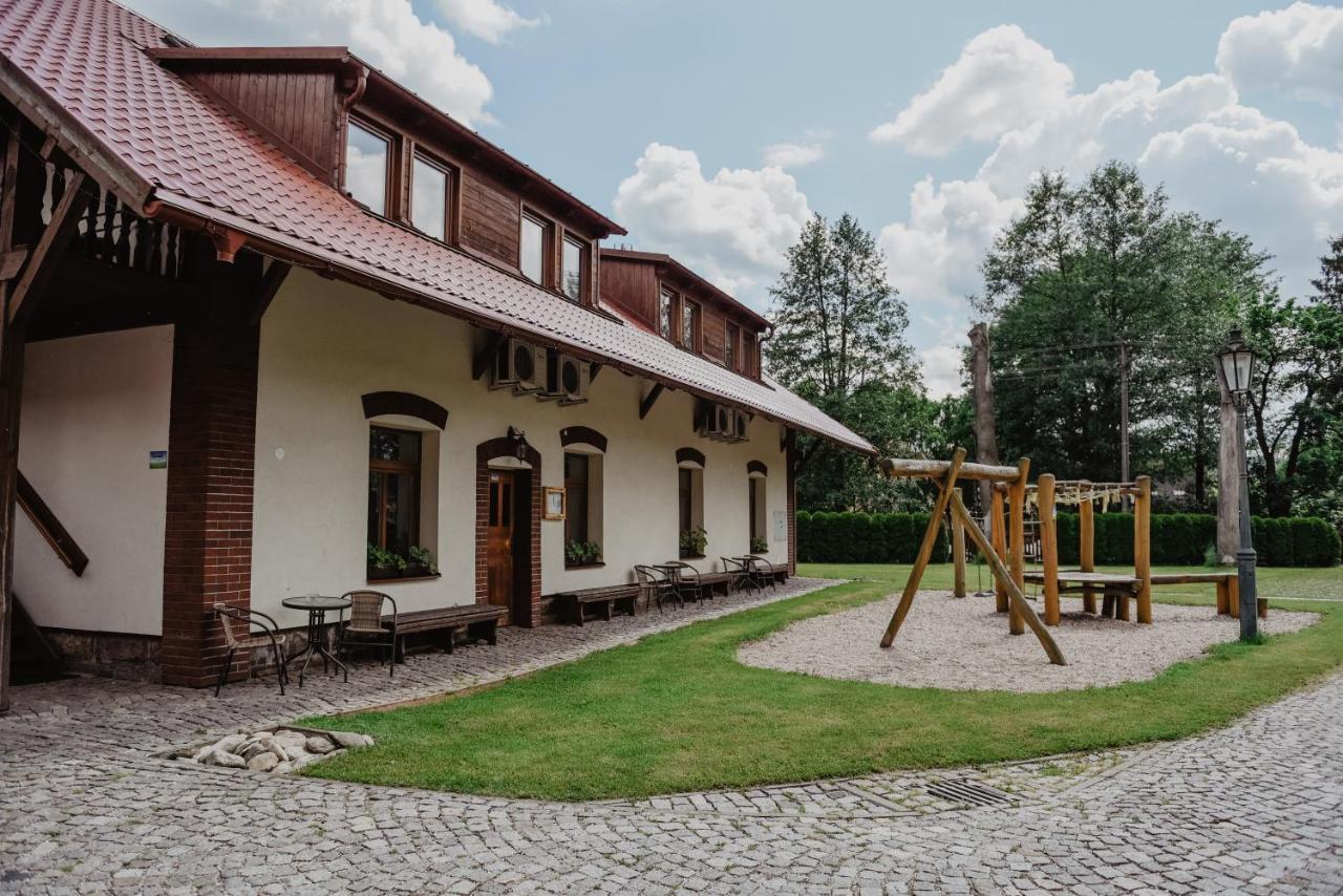 Penzion U Skutilu Pilníkov Exterior foto