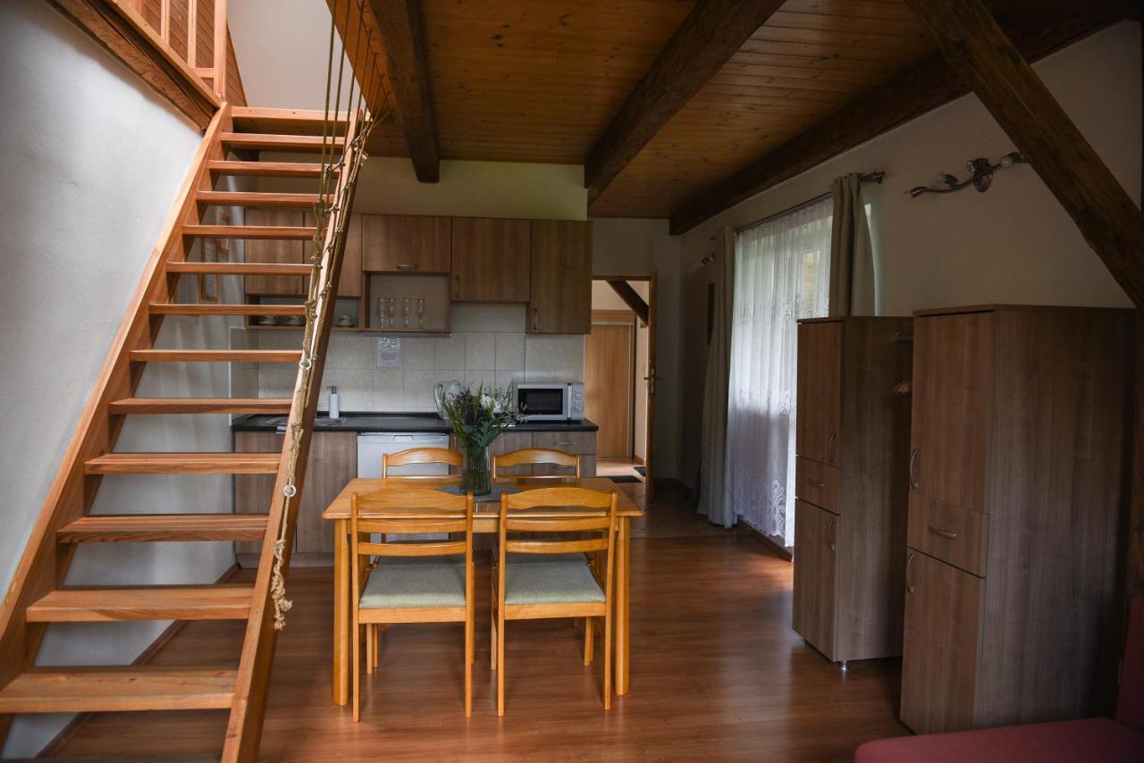 Penzion U Skutilu Pilníkov Exterior foto
