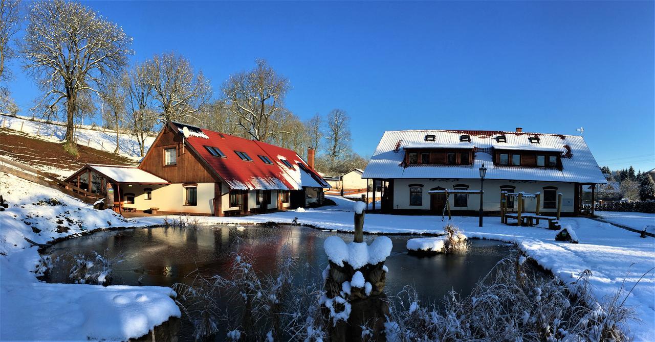 Penzion U Skutilu Pilníkov Exterior foto